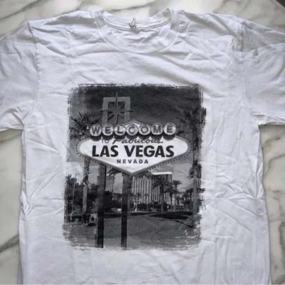 Unisex Welcome to Los Vegas Graphic Tee